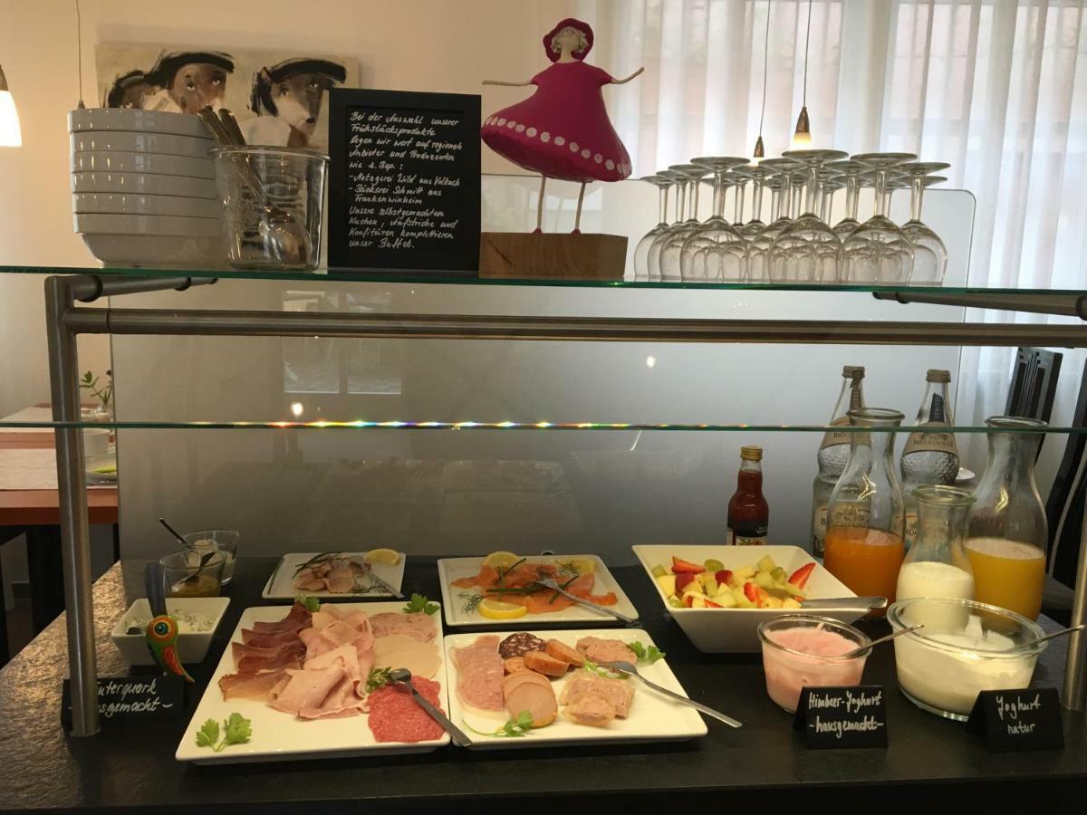 Hotel Am Torturm 폴카흐 외부 사진