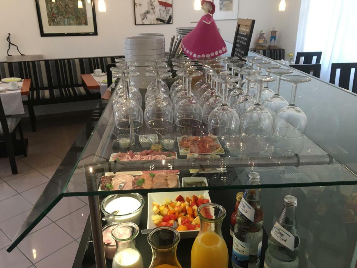 Hotel Am Torturm 폴카흐 외부 사진
