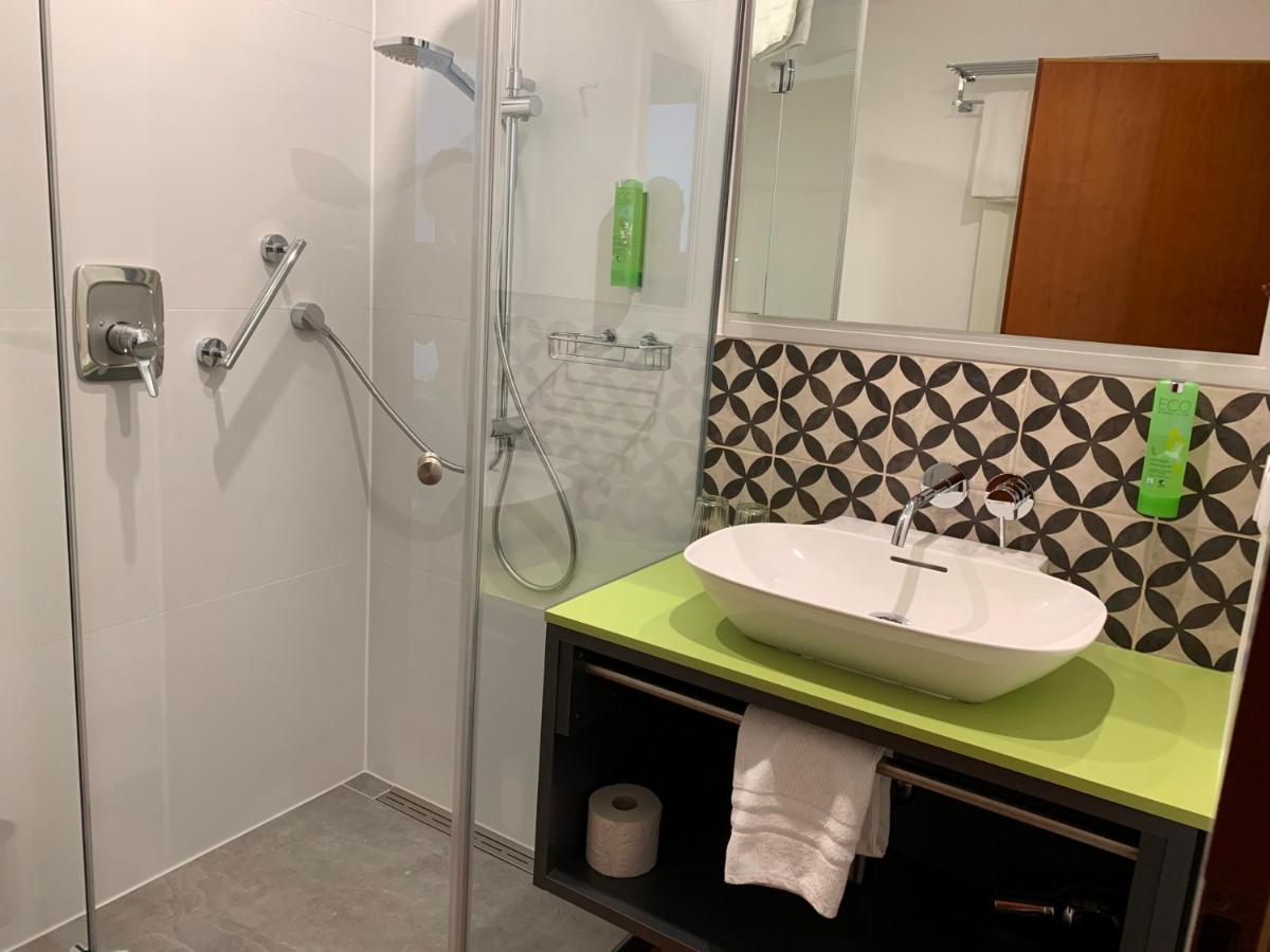 Hotel Am Torturm 폴카흐 외부 사진