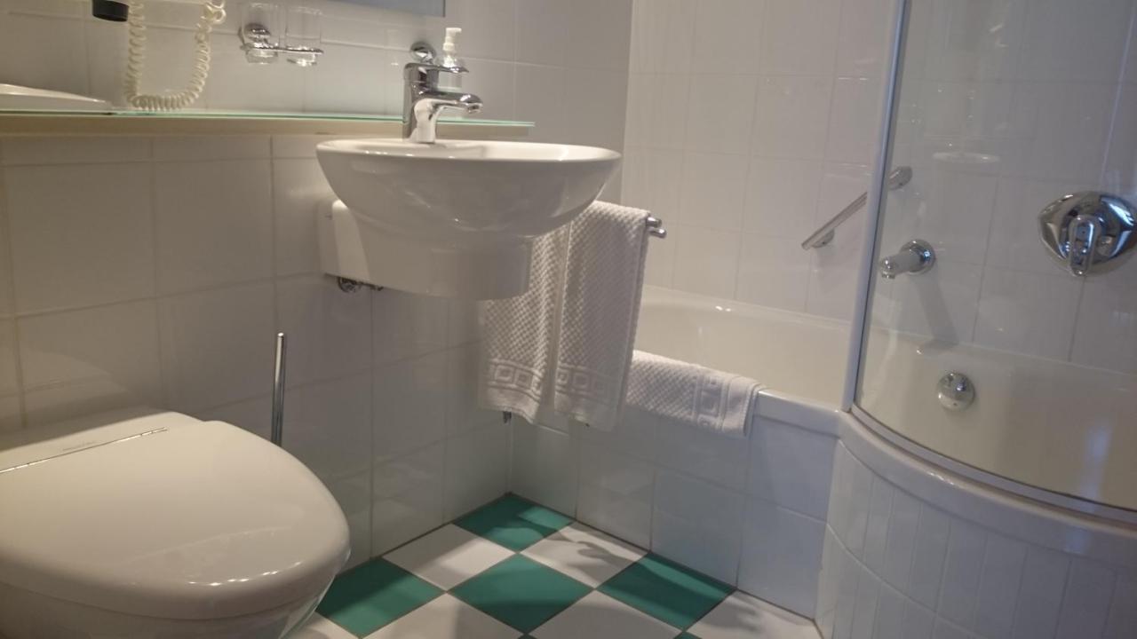Hotel Am Torturm 폴카흐 외부 사진